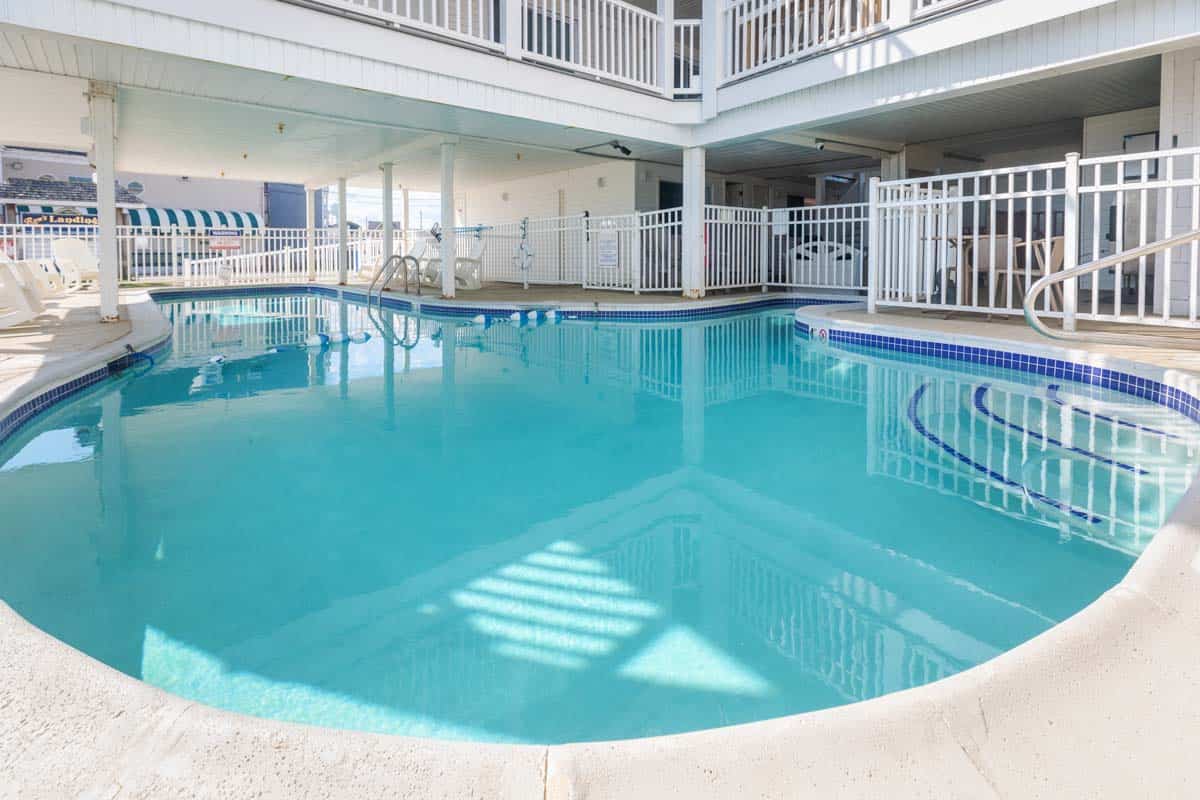 Atlantic Hotel Hampton NH 3611